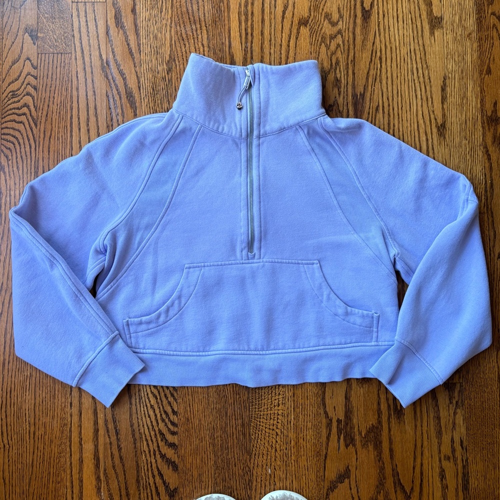 Lululemon Women’s Cropped Funnel Neck Half Zip Scuba Sweatshirt Lilac Smoke XS/S